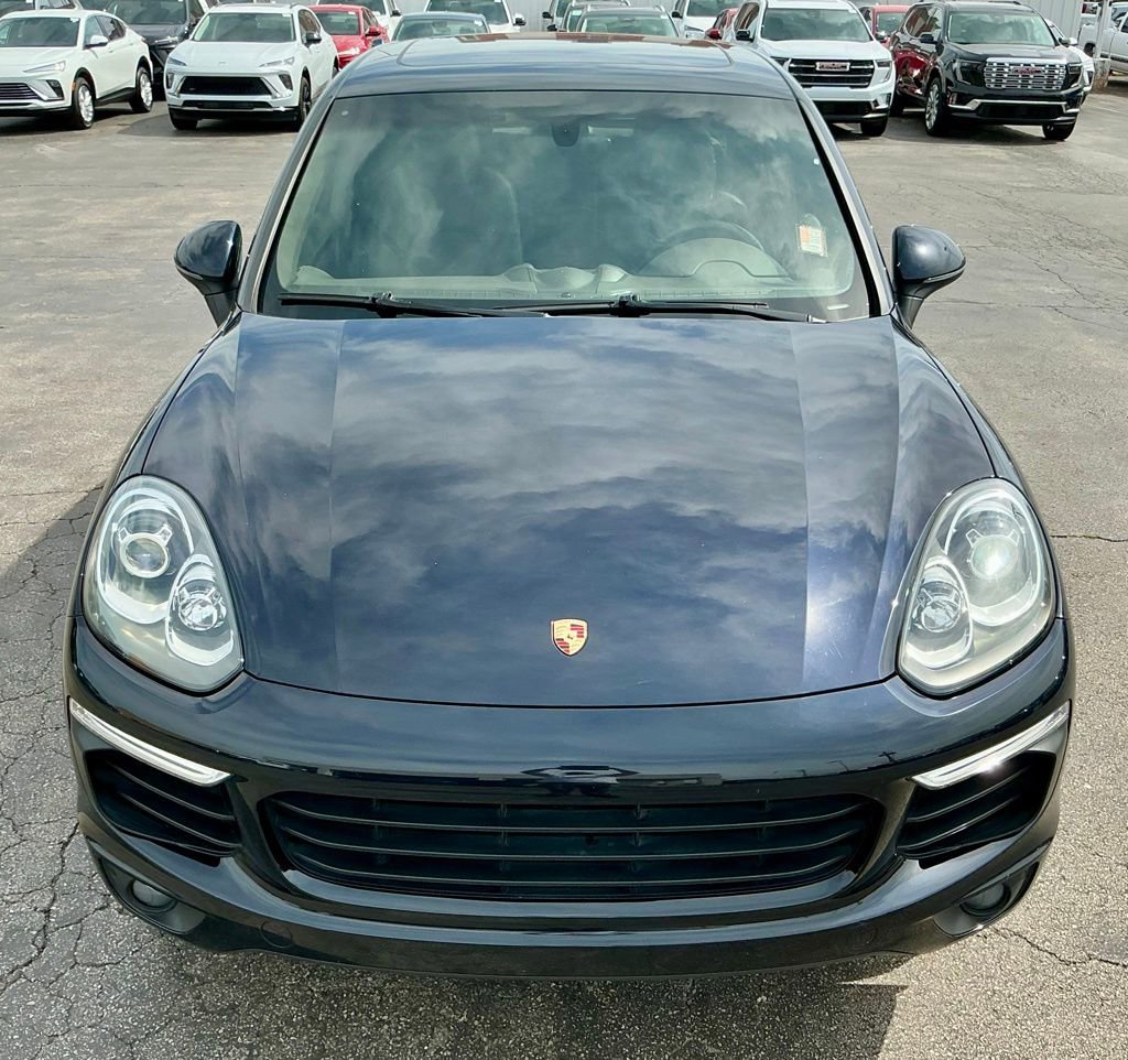 Used 2018 Porsche Cayenne AWD/4WD image 11