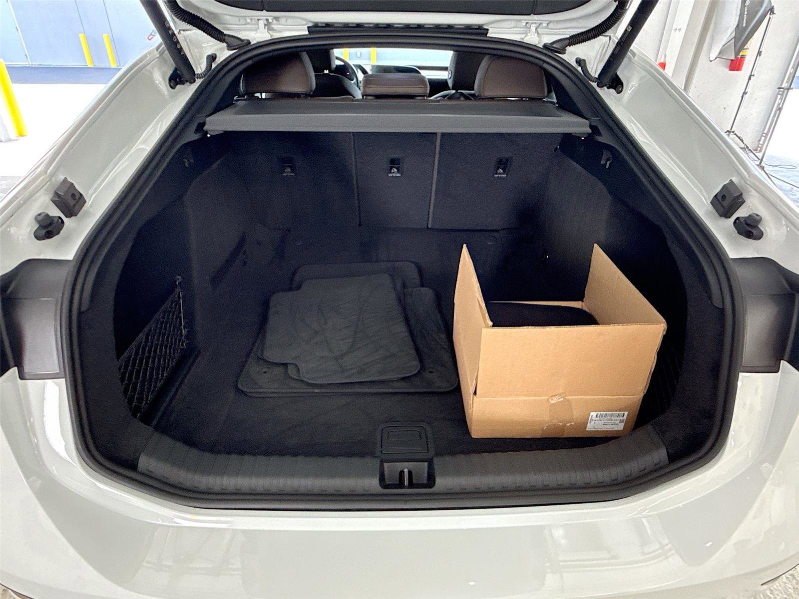 Certified 2025 Audi A6 e-tron Premium w/ Ultra Package image 27