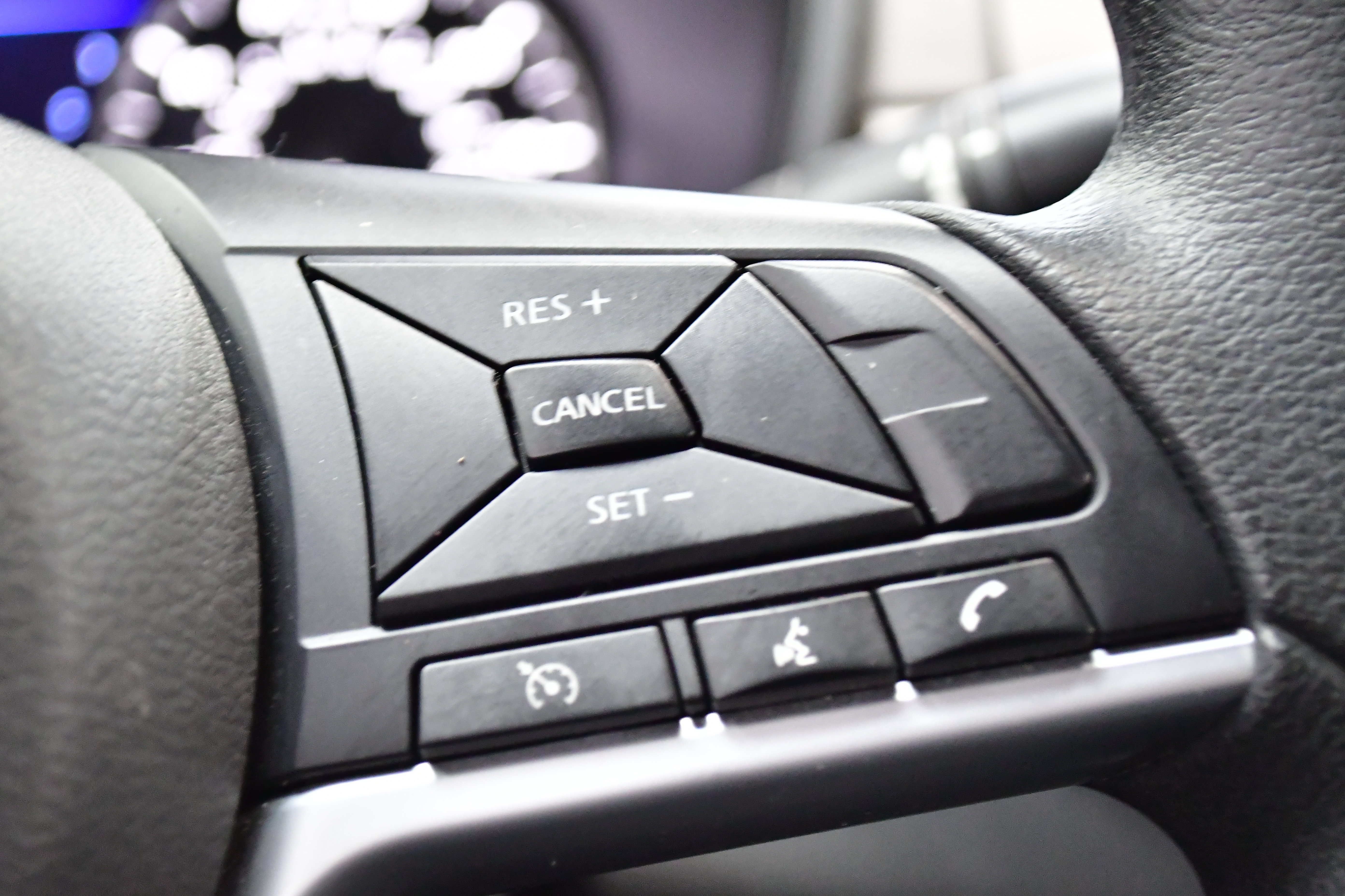 Used 2025 Nissan Altima 2.5 SV FWD image 22