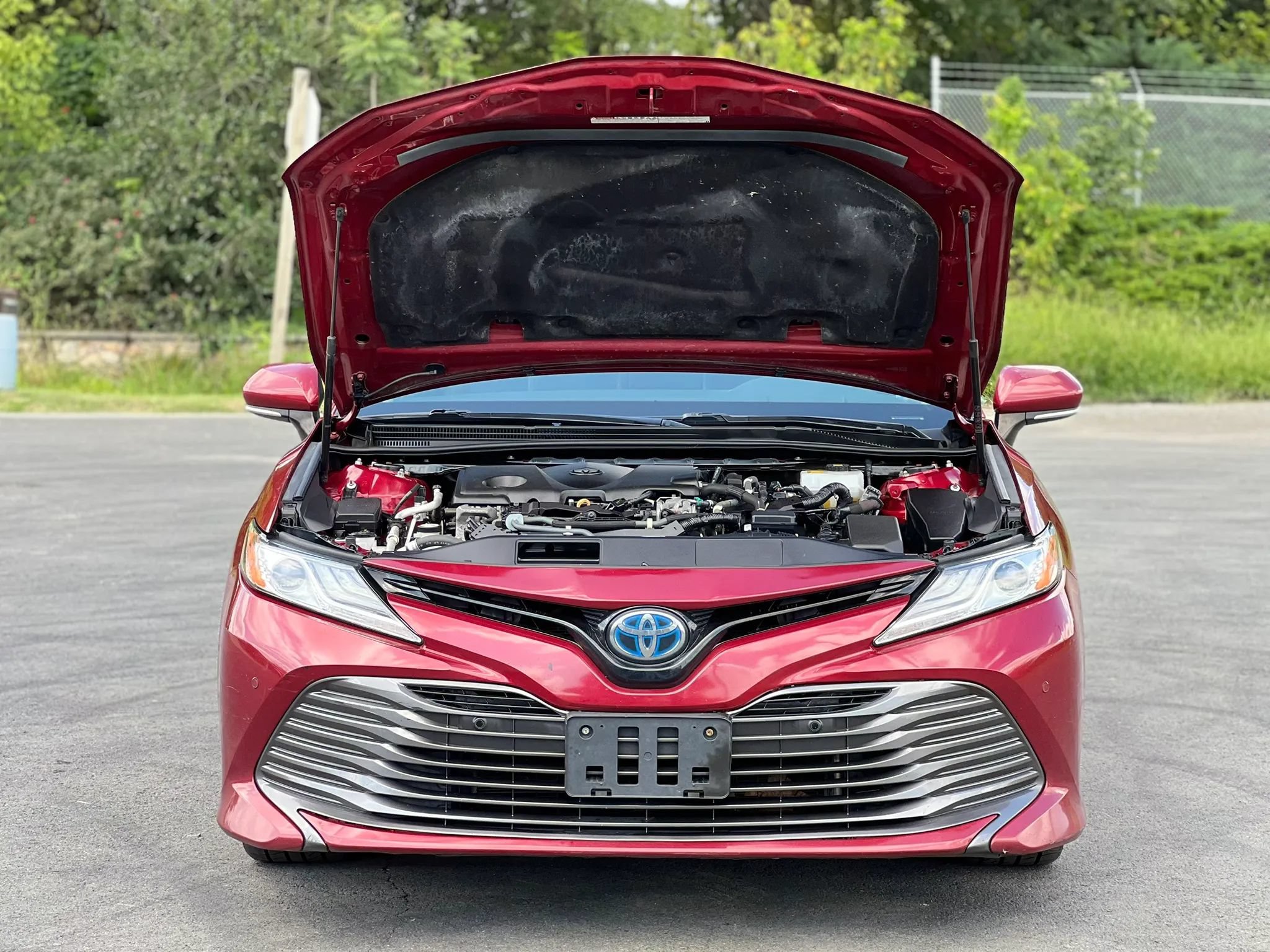 Used 2018 Toyota Camry XLE FWD image 38