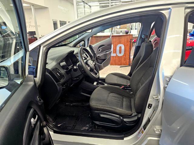 Used 2015 Kia Rio LX image 26