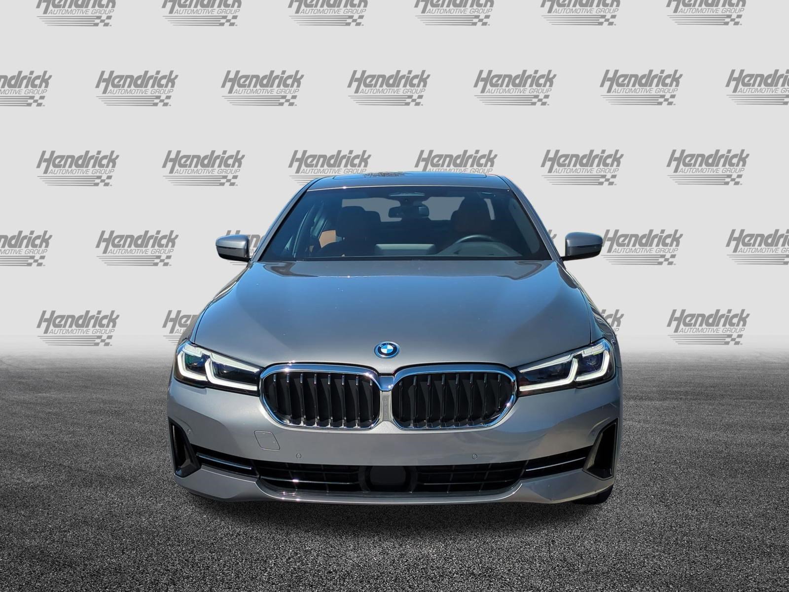 Certified 2023 BMW 530e xDrive 530e xDrive w/ Premium Package image 3
