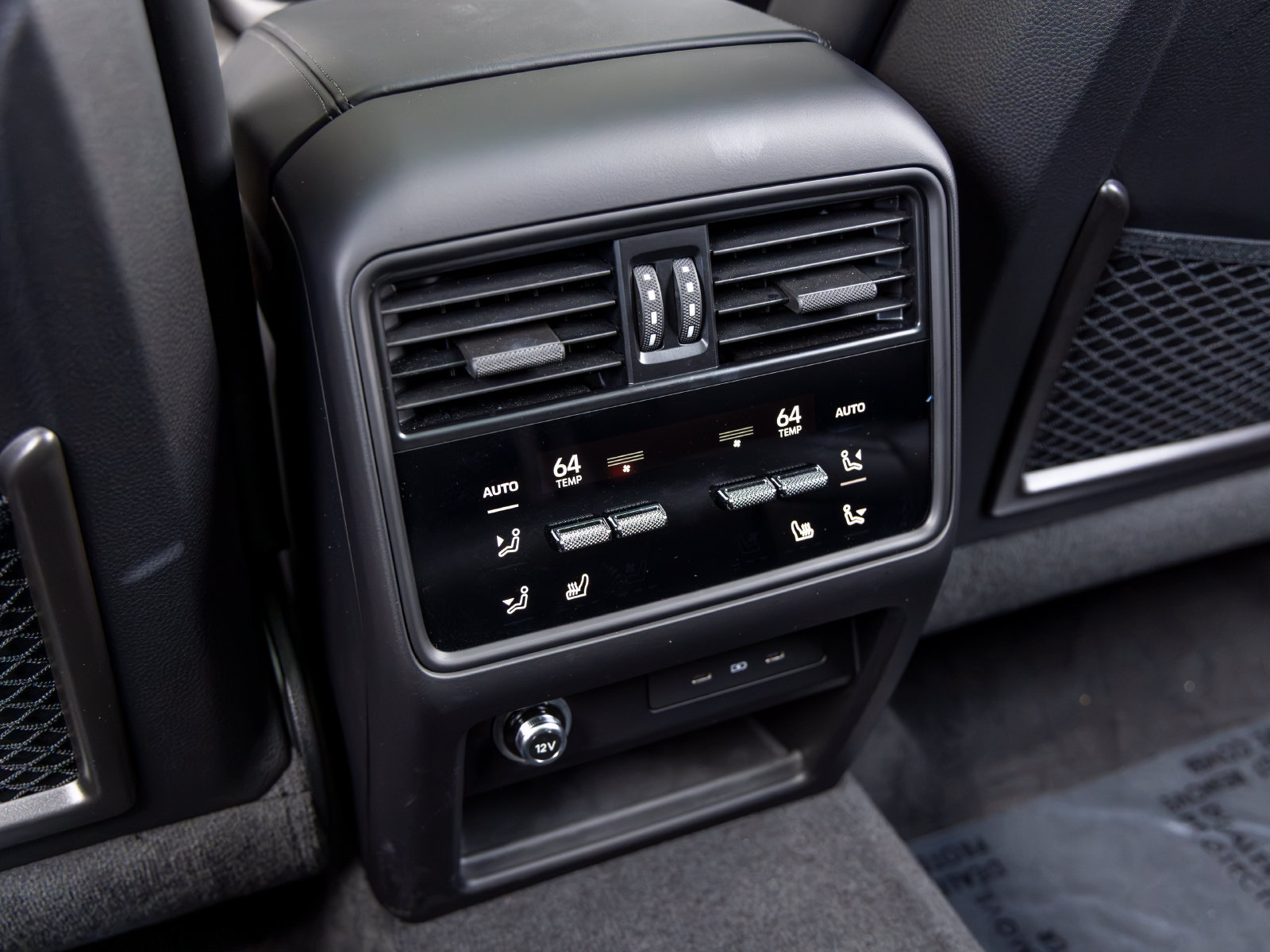 Certified 2025 Porsche Cayenne S AWD/4WD image 52