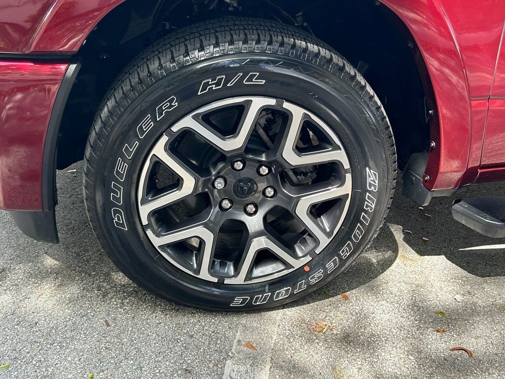 Used 2025 RAM 1500 Laramie w/ Sport Appearance Package image 32