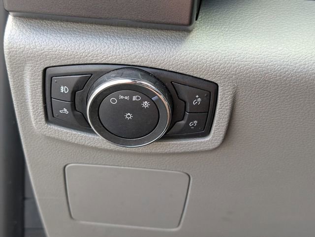 Used 2017 Ford F150 XLT image 32