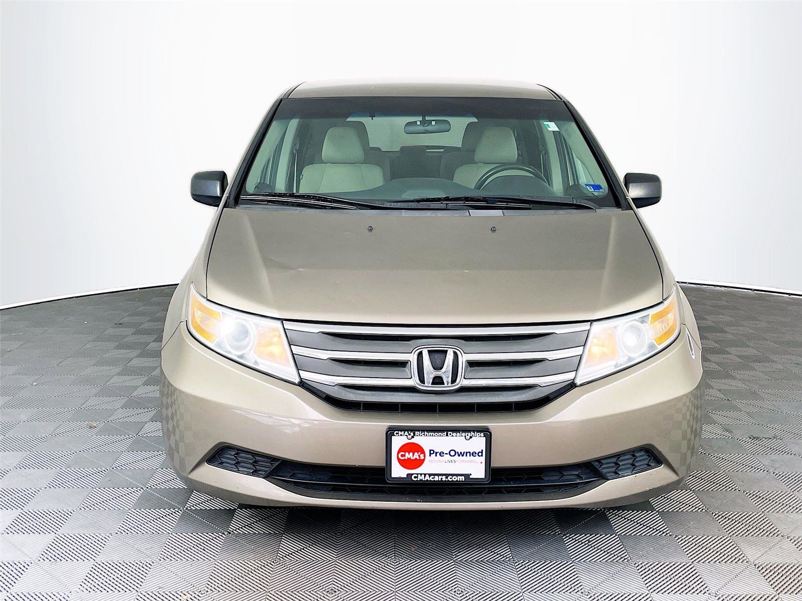 Used 2012 Honda Odyssey LX image 2
