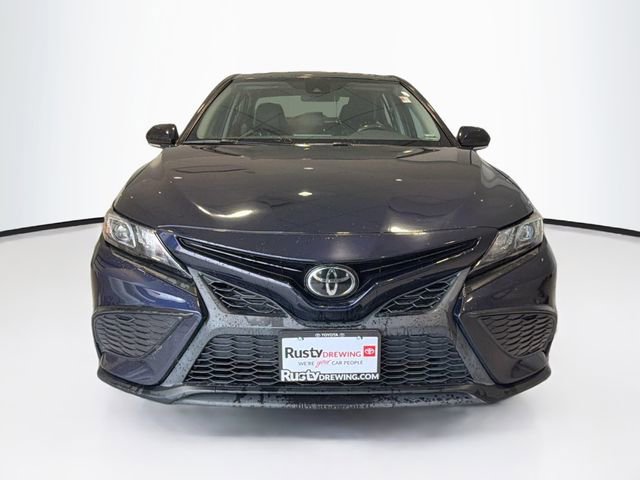 Certified 2022 Toyota Camry SE FWD image 2