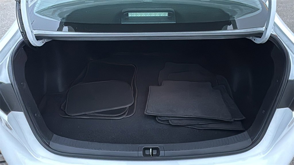 Certified 2023 Toyota Corolla LE image 38