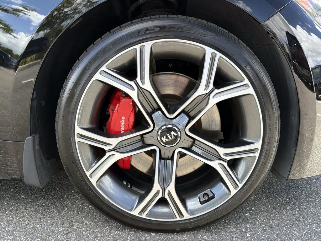 Used 2018 Kia Stinger GT2 image 10