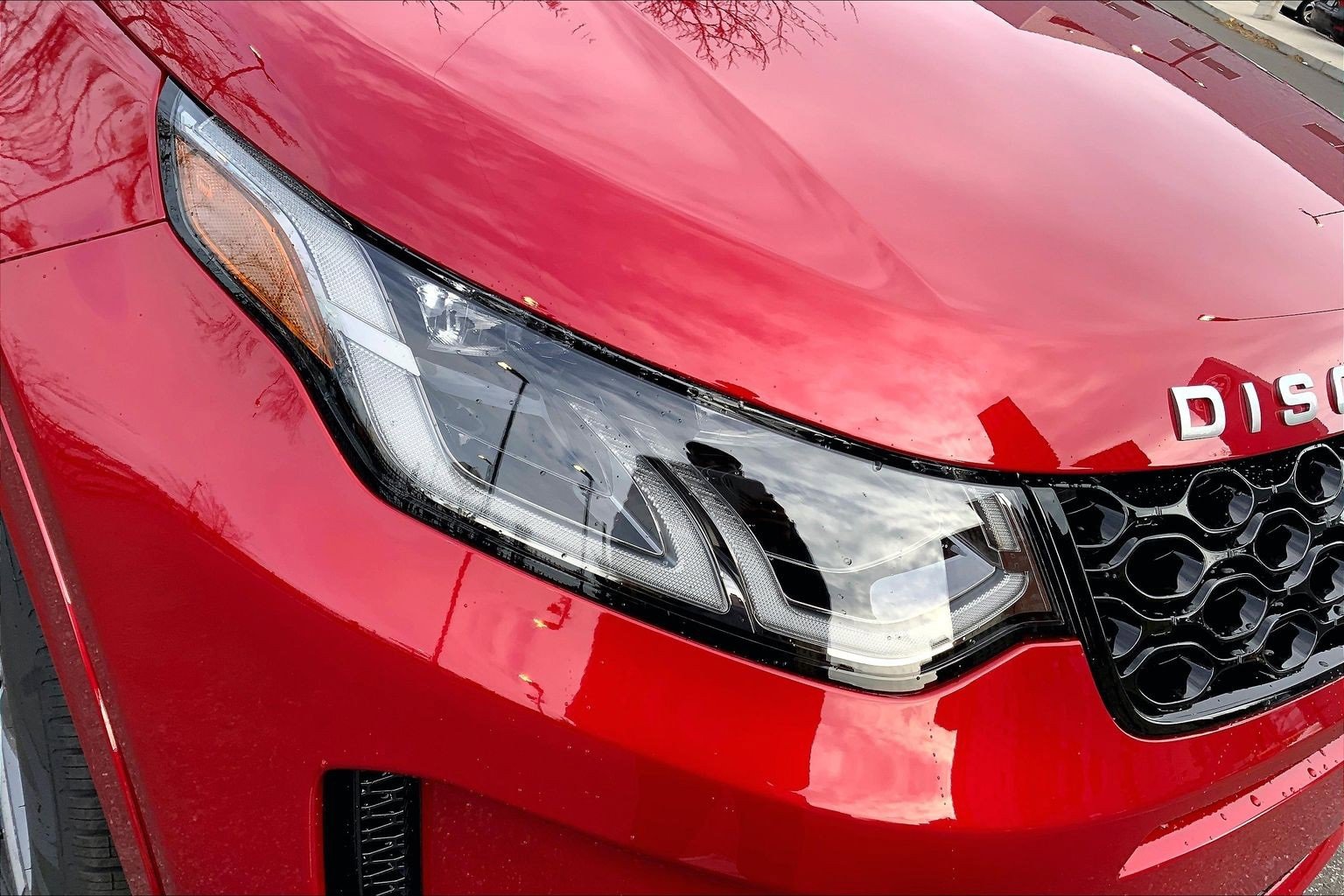 New 2025 Land Rover Discovery Sport S image 13