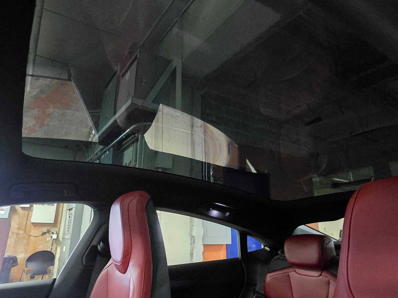 Used 2020 Porsche Taycan 4S image 22