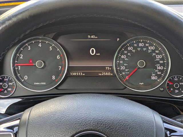Used 2014 Volkswagen Touareg Sport AWD/4WD image 3
