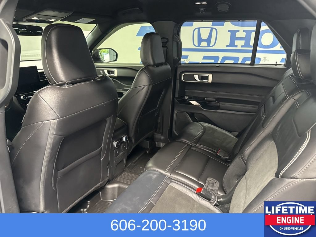 Used 2023 Ford Explorer ST AWD/4WD image 17