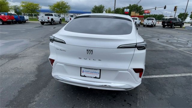 New 2025 Buick Envista Avenir image 9
