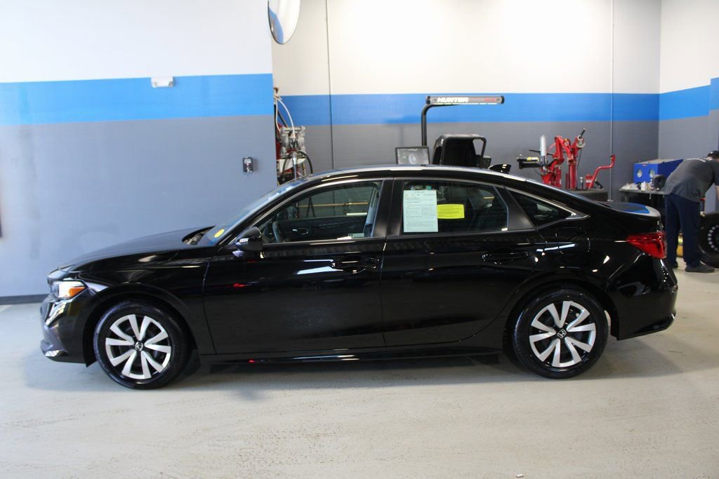 Used 2023 Honda Civic LX image 17