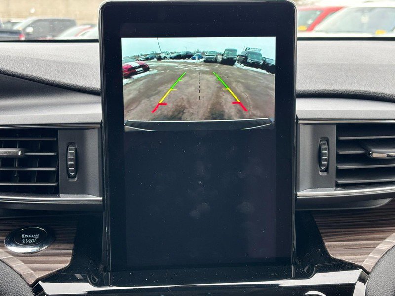 Used 2023 Ford Explorer Limited w/ Limited Technology Package image 25