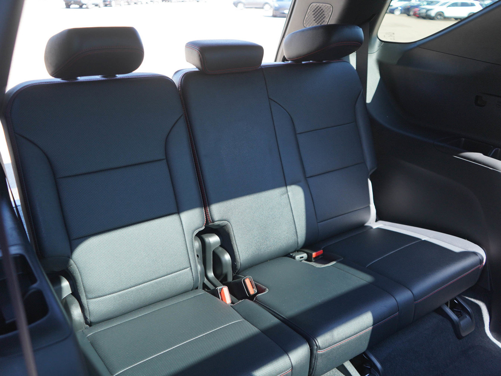 Used 2025 Chevrolet Traverse RS AWD/4WD image 13
