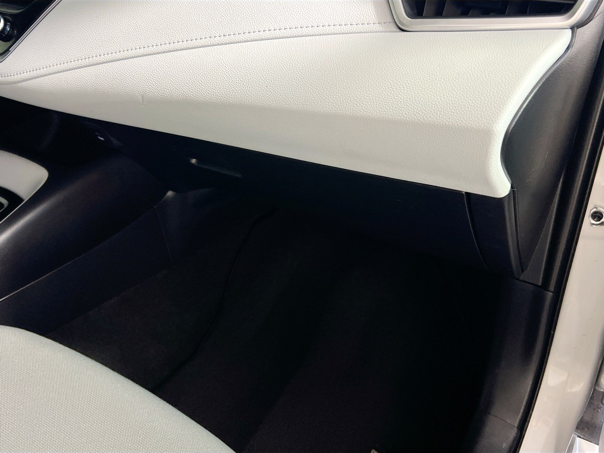 Used 2023 Toyota Corolla SE FWD image 34