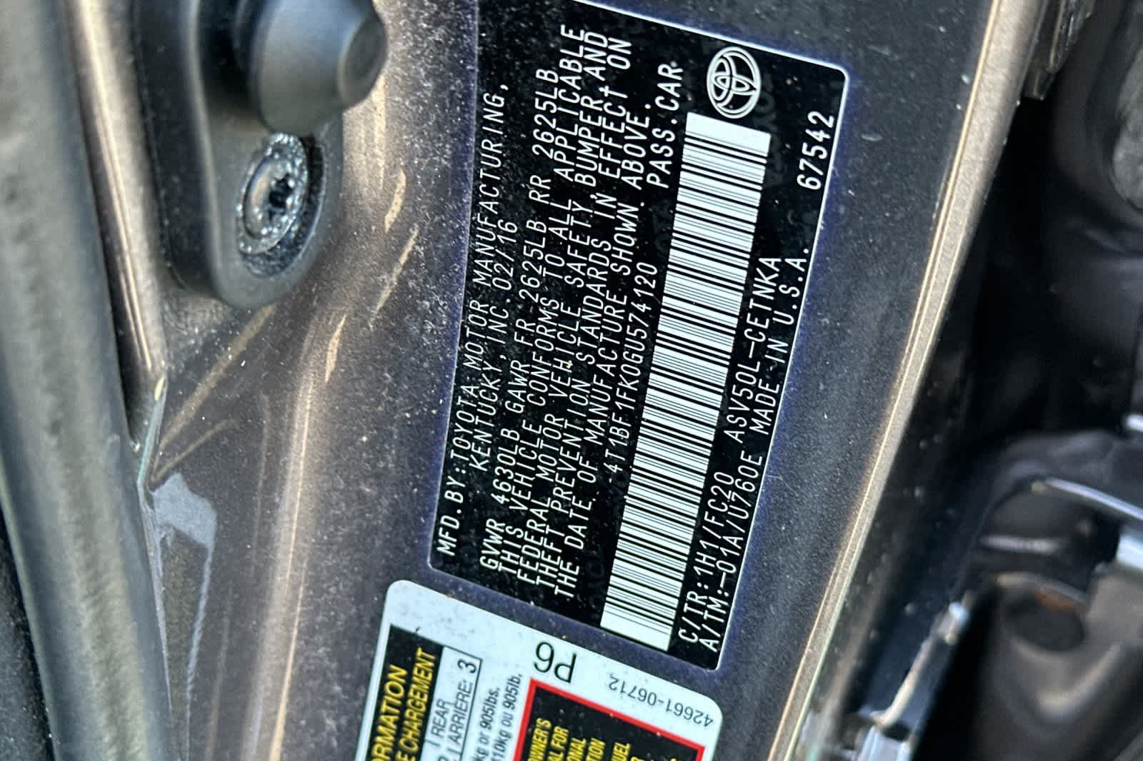 Used 2016 Toyota Camry LE FWD image 31
