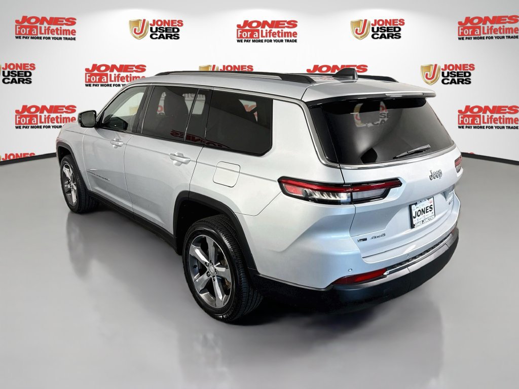 Used 2022 Jeep Grand Cherokee L Limited AWD/4WD image 2