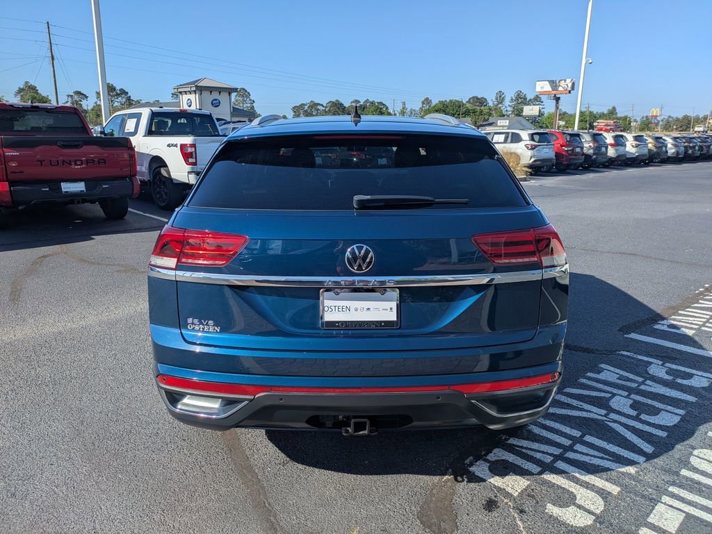 Certified 2022 Volkswagen Atlas Cross Sport SE image 6