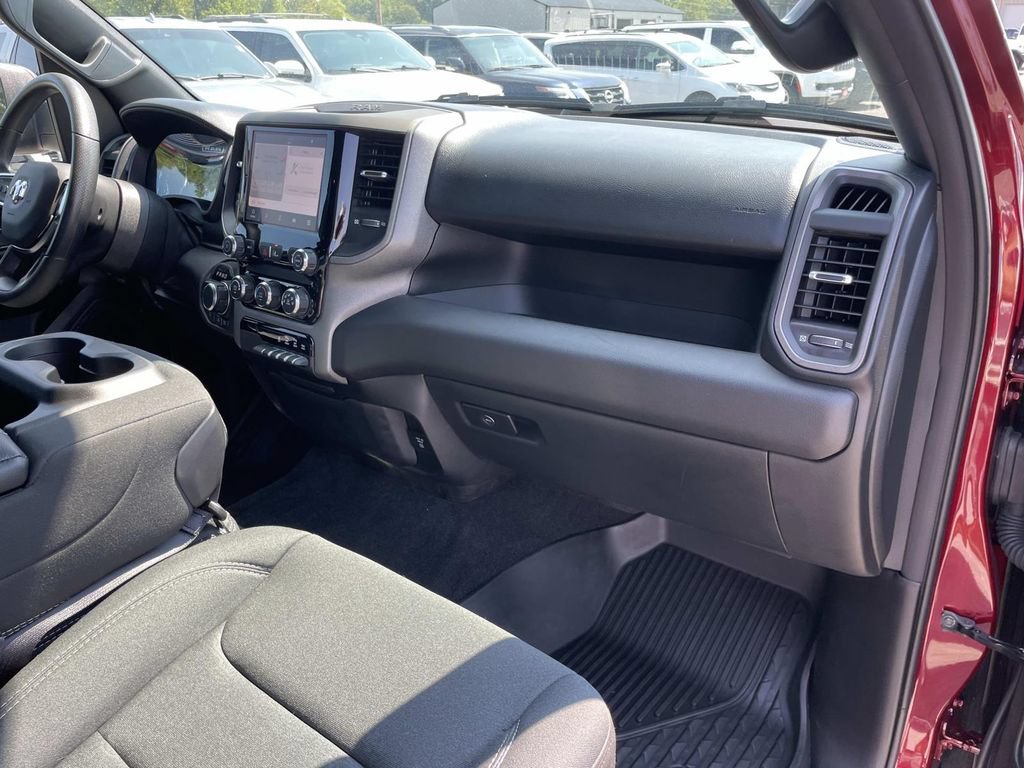 Used 2025 RAM 1500 Warlock AWD/4WD image 30