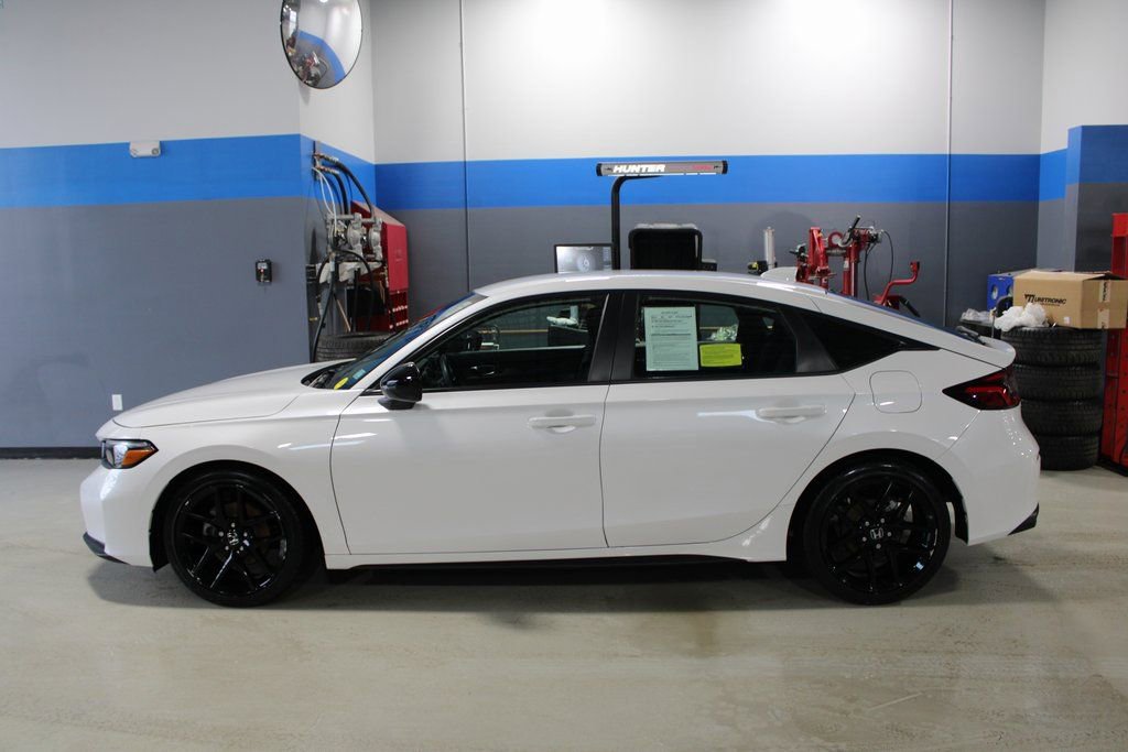 Certified 2025 Honda Civic Sport image 15