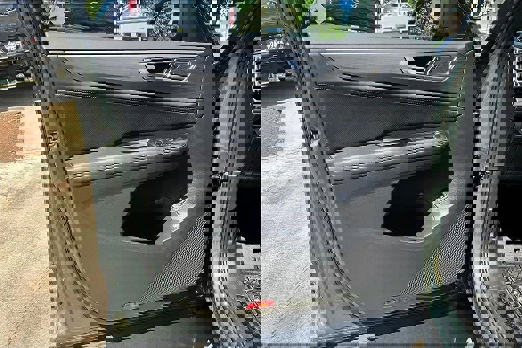 New 2026 Volkswagen Atlas Cross Sport SE image 27