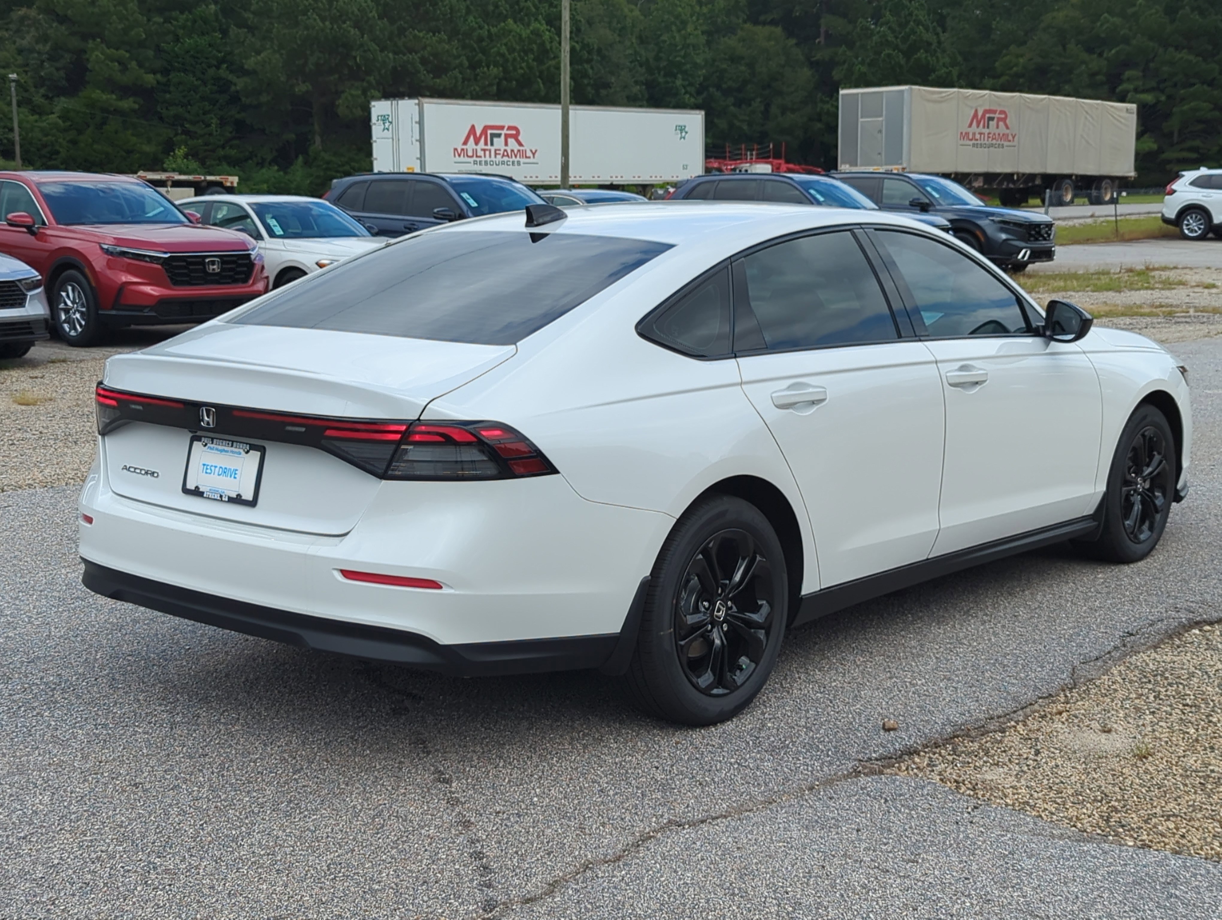 New 2025 Honda Accord SE image 4