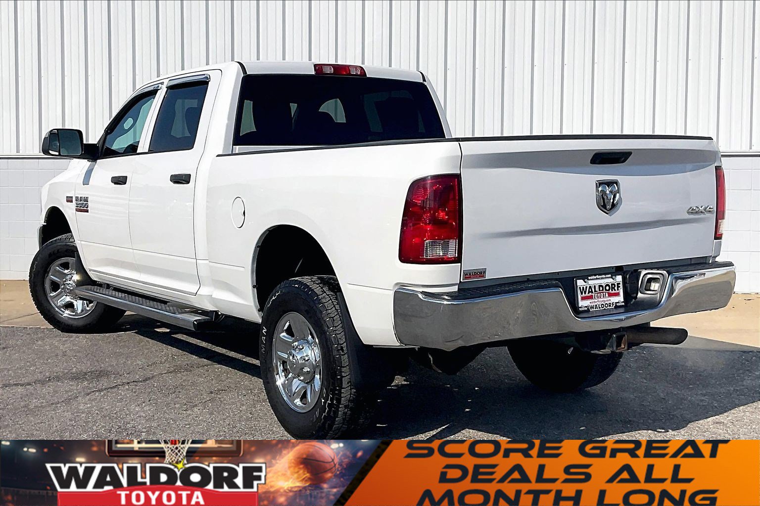 Used 2018 RAM 3500 Tradesman w/ Chrome Appearance Group image 15