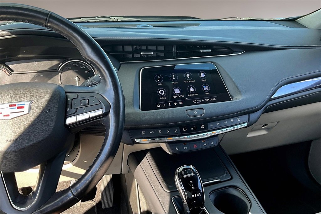 Certified 2023 Cadillac XT4 Luxury w/ Cold Weather Package image 6