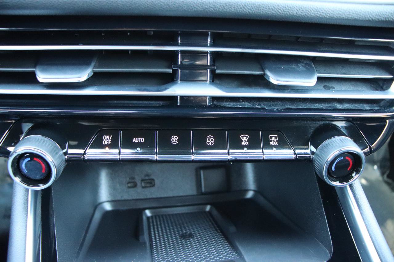 Used 2026 Chevrolet Traverse LT AWD/4WD image 41