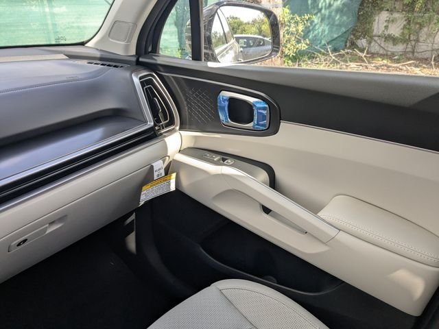 New 2026 Kia Sorento S w/ S Panoramic Sunroof Package FWD image 18