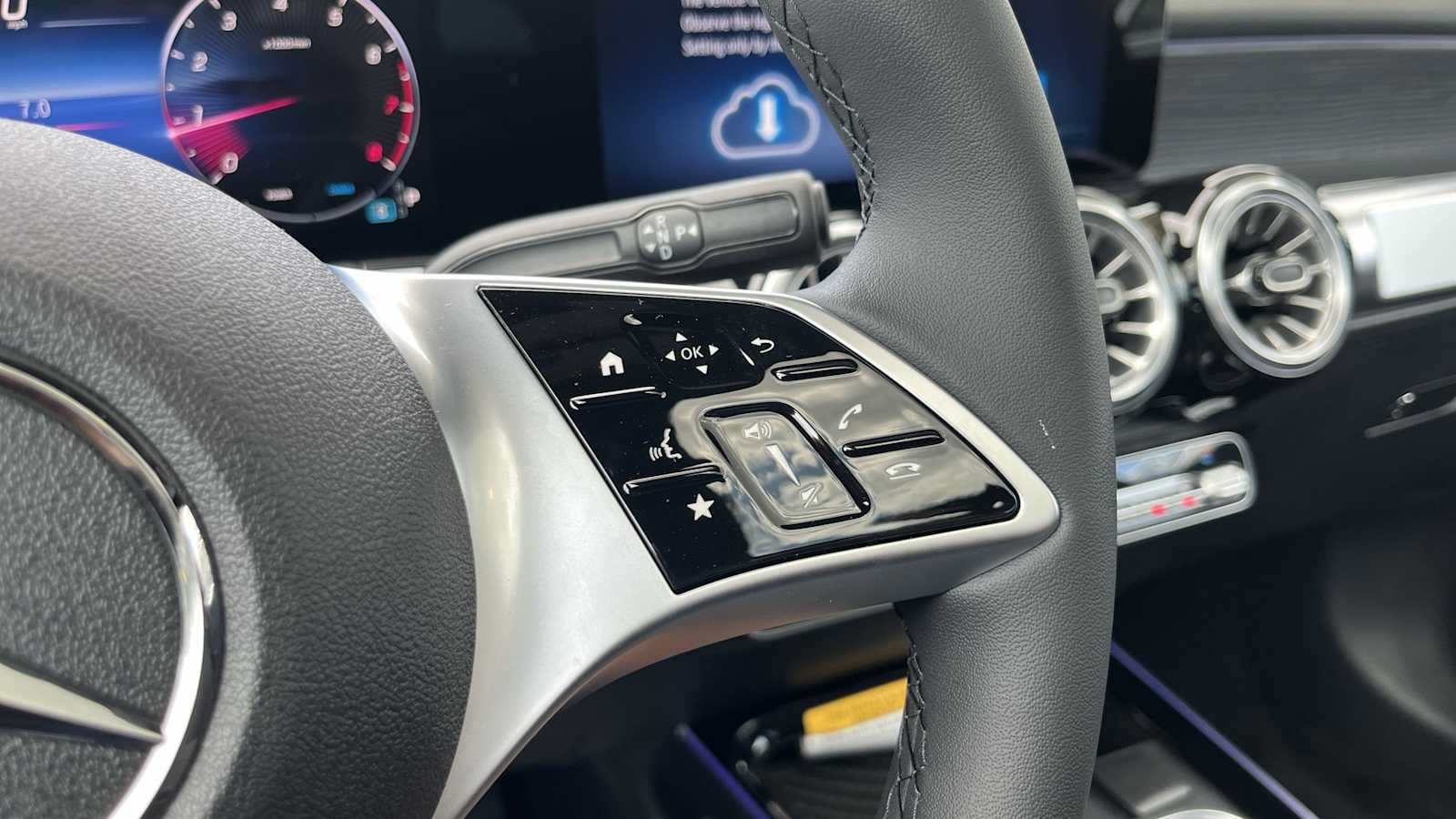 New 2026 Mercedes-Benz GLB 250 4MATIC image 42