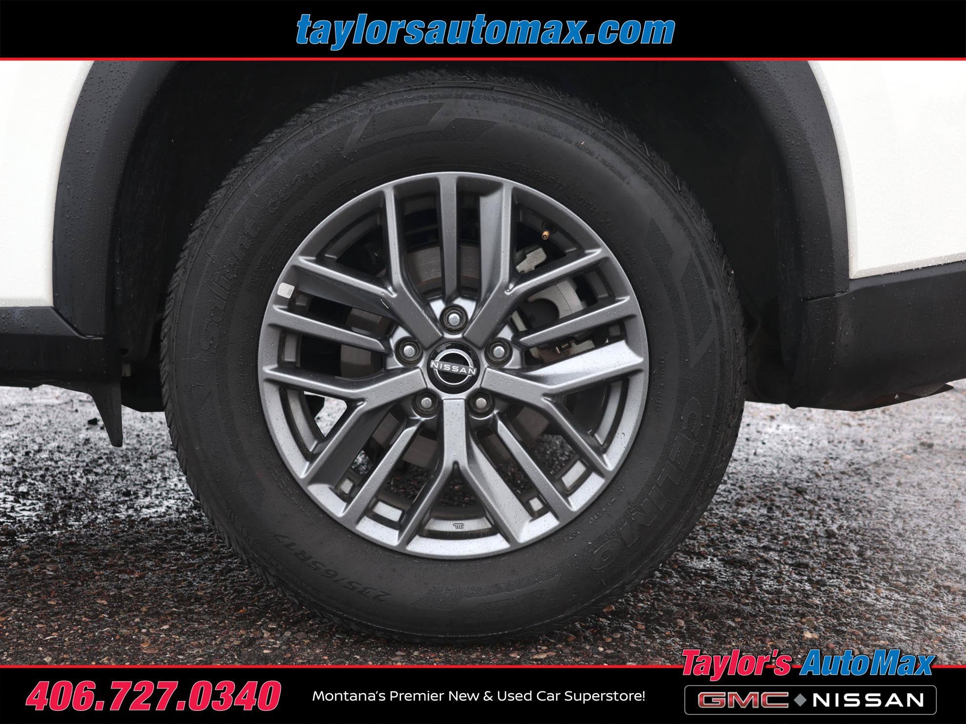 Used 2024 Nissan Rogue S AWD/4WD image 32
