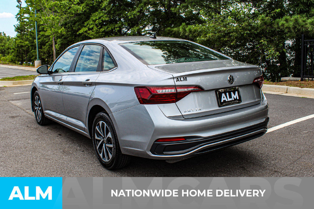 Used 2024 Volkswagen Jetta S FWD image 4