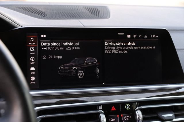 Used 2021 BMW X5 xDrive40i AWD/4WD image 18