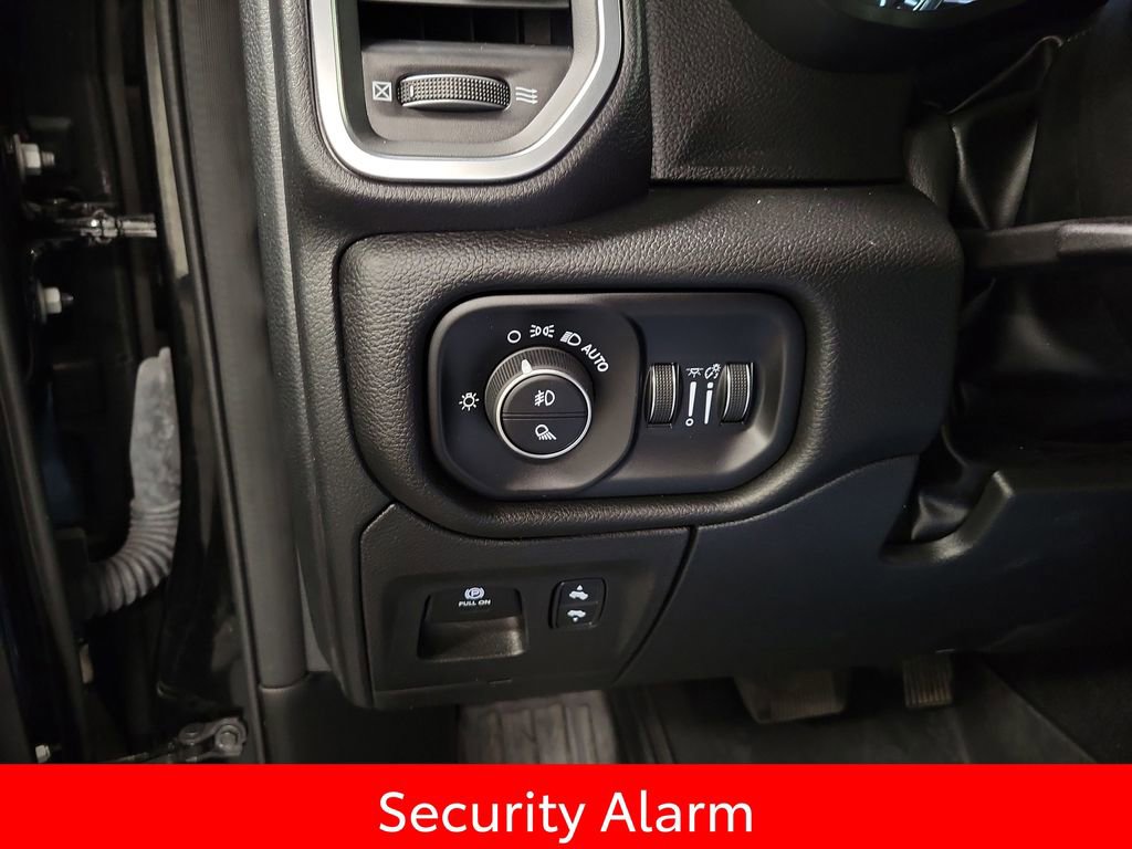 Used 2025 RAM 1500 Big Horn image 20