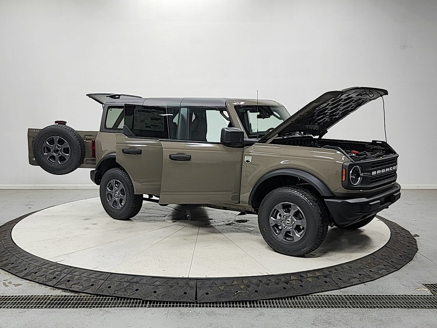 New 2026 Ford Bronco Big Bend AWD/4WD image 9