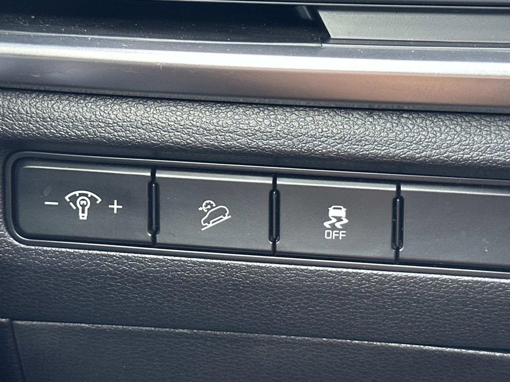 Used 2024 Kia Telluride S w/ S Sunroof Package image 16