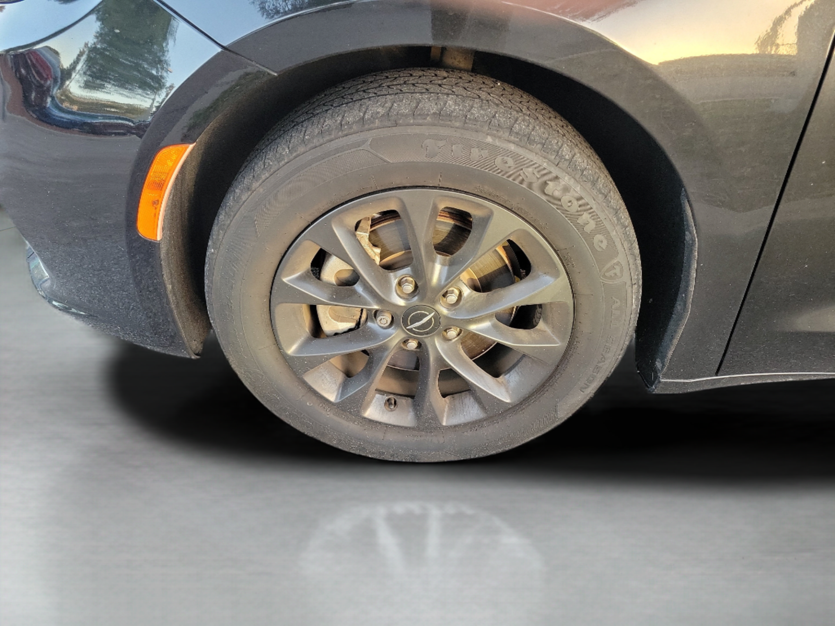 Used 2021 Chrysler Pacifica Touring-L w/ S Appearance Package FWD image 30