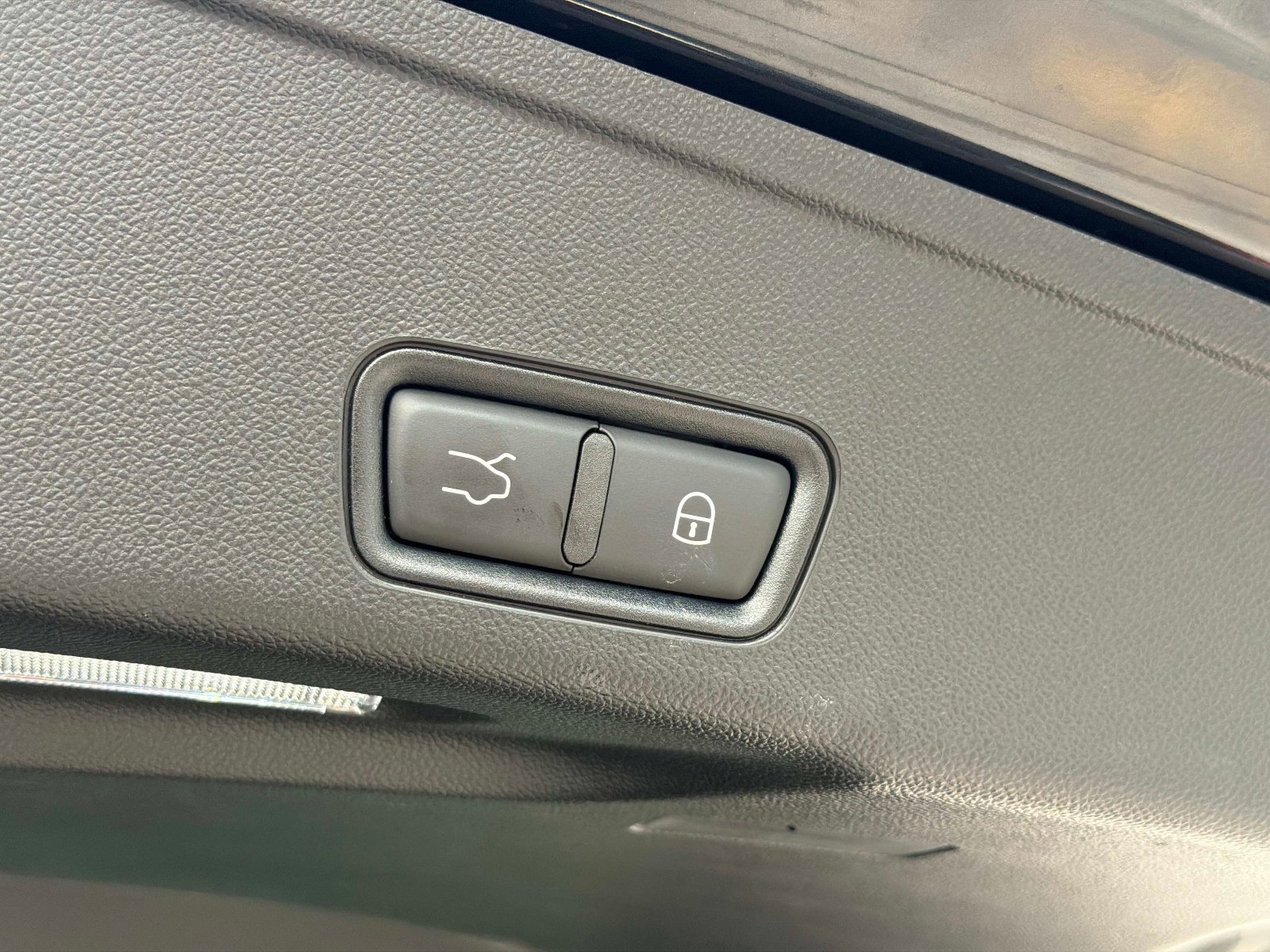 Used 2023 Maserati Grecale Modena image 28