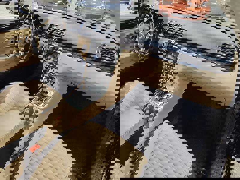 Used 2017 Volkswagen CC R-Line Executive image 4