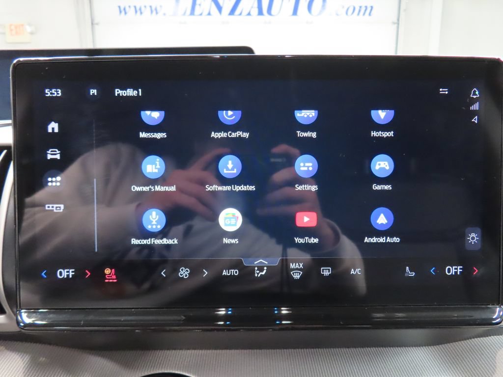 Used 2025 Ford Expedition Active AWD/4WD image 27