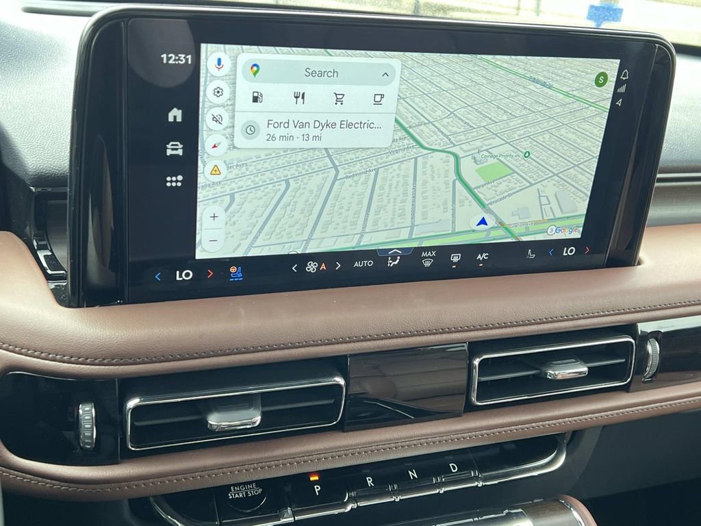 Used 2025 Lincoln Aviator Reserve w/ Equipment Group 201A image 19