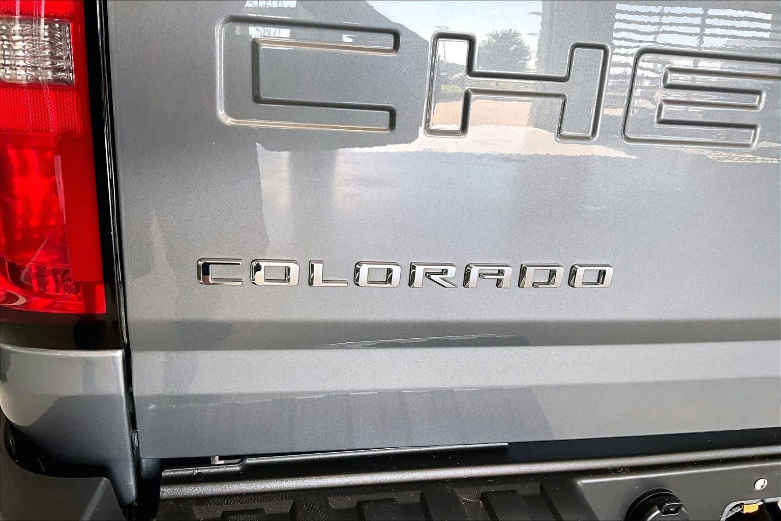 Used 2021 Chevrolet Colorado Z71 AWD/4WD image 7