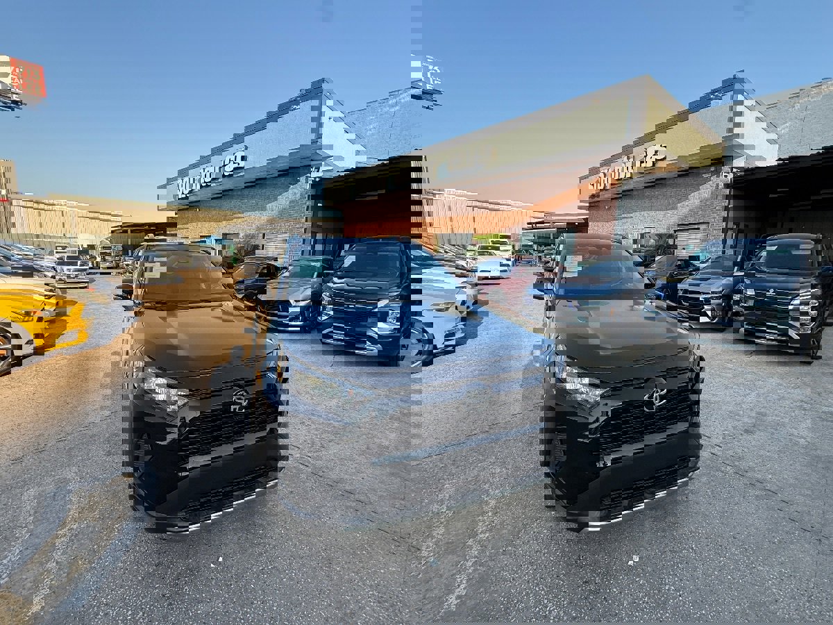Used 2022 Toyota RAV4 XLE image 7