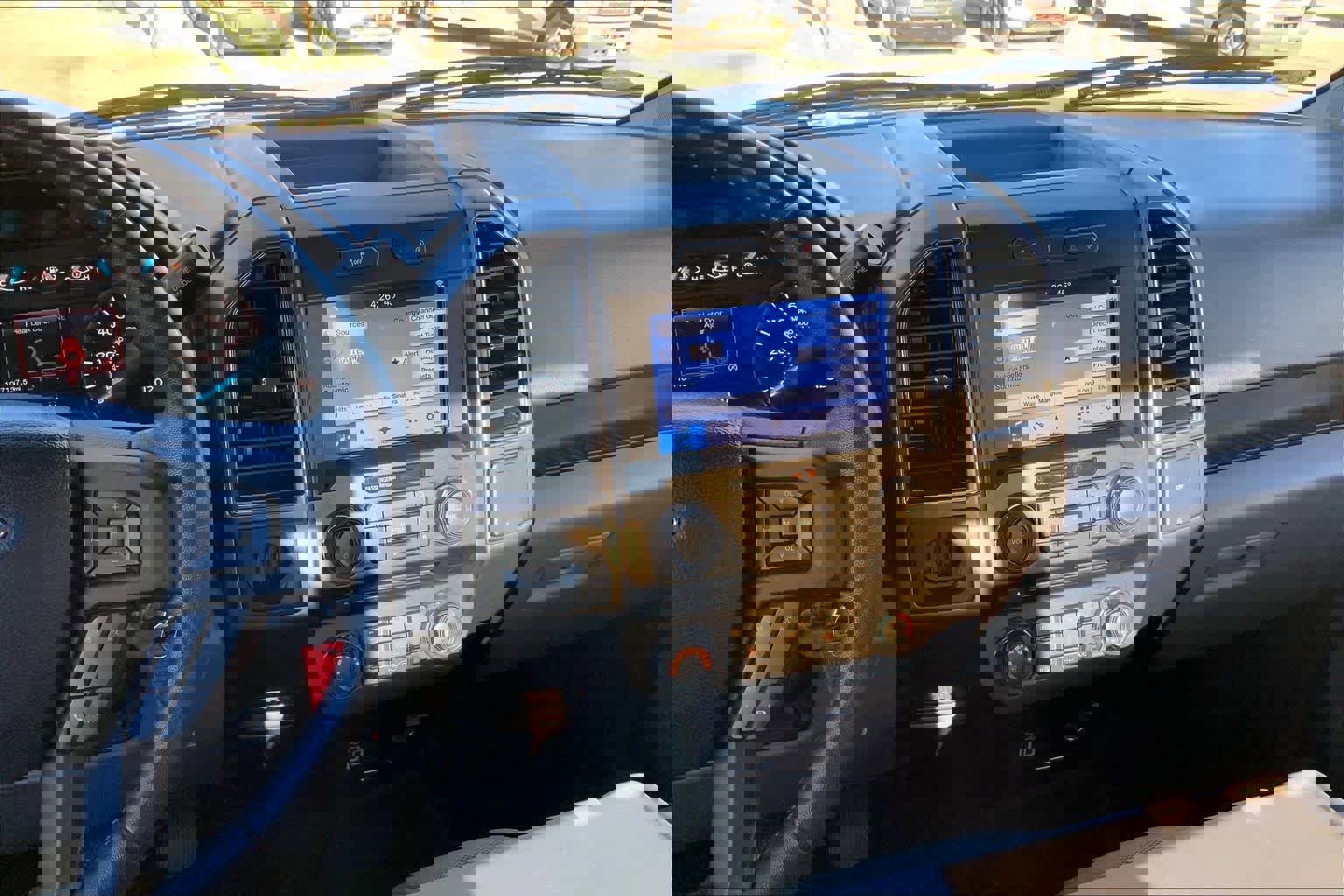 Used 2018 Ford F150 XLT w/ Equipment Group 302A Luxury image 6