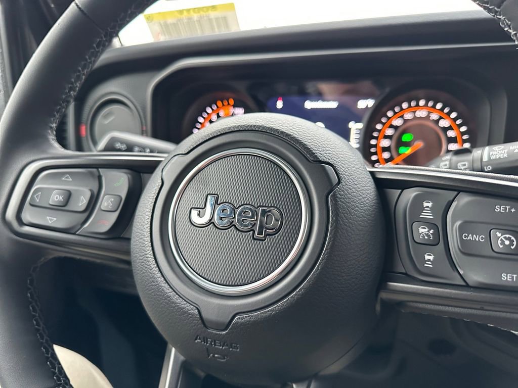 New 2026 Jeep Wrangler Unlimited Rubicon AWD/4WD image 25