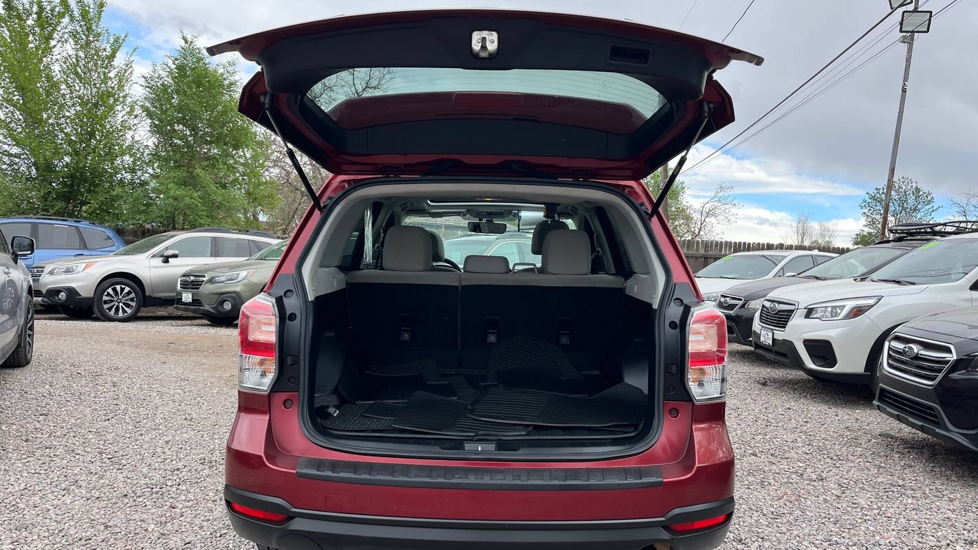 Used 2018 Subaru Forester 2.5i Premium w/ All-Weather Package AWD/4WD image 22